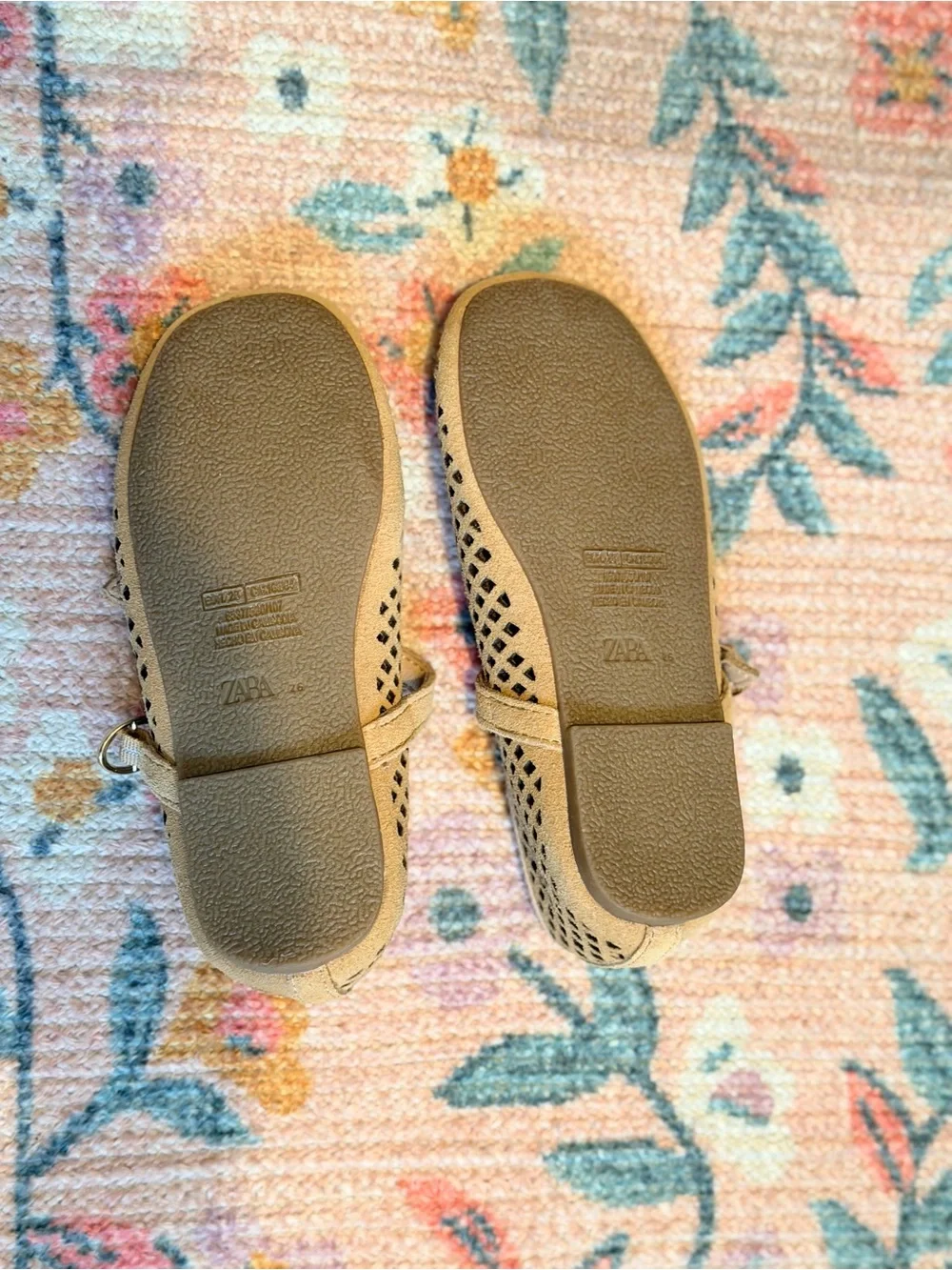 Zara Girls Beige Perforated Mary Jane Shoes